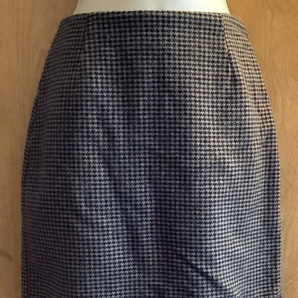 EUC Ann Taylor Petites Brown/Black Skirt Size: 2P - Picture 1 of 7
